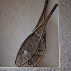 PROGRAMME QTOUCG RAQUETTE CHARTREUSE antique-snowshoes-2004237_1920