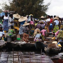 3574 - Couleurs du Sud-Bénin - 1