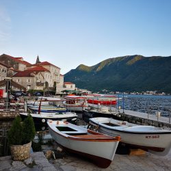 3700 - TOURISME SOLIDAIRE AU MONTENEGRO - 1